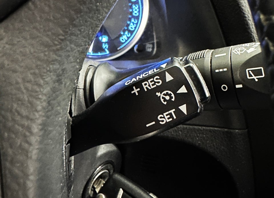 Toyota Auris 1,6 T2+ 5d