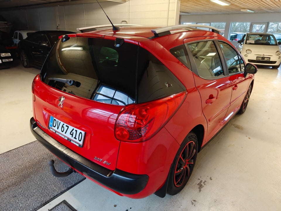 Peugeot 207 1,6 VTi Premium SW 5d