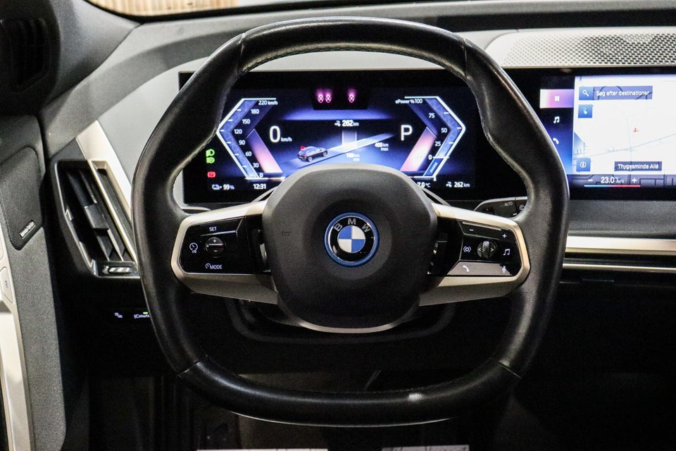 BMW iX xDrive40 M-Sport 5d
