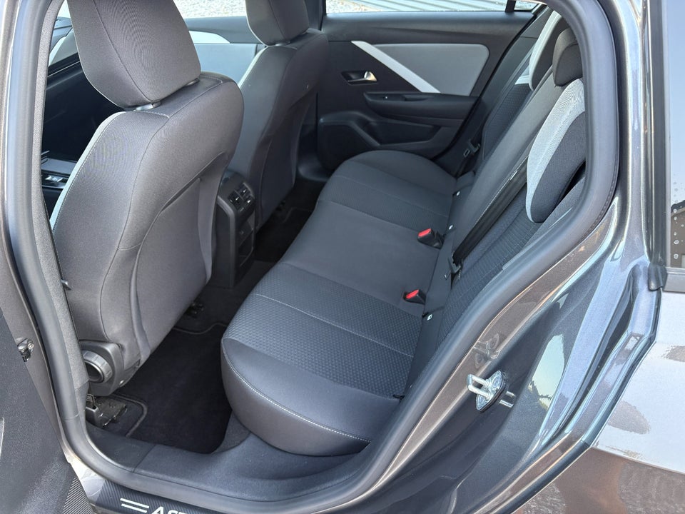 Opel Astra-e 54 Sports Tourer 5d