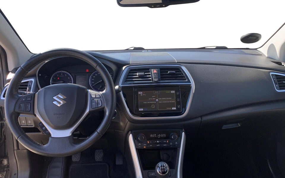 Suzuki S-Cross 1,0 Boosterjet Active 5d