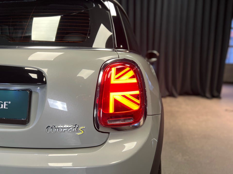 MINI Cooper SE Edition Premium Plus 3d