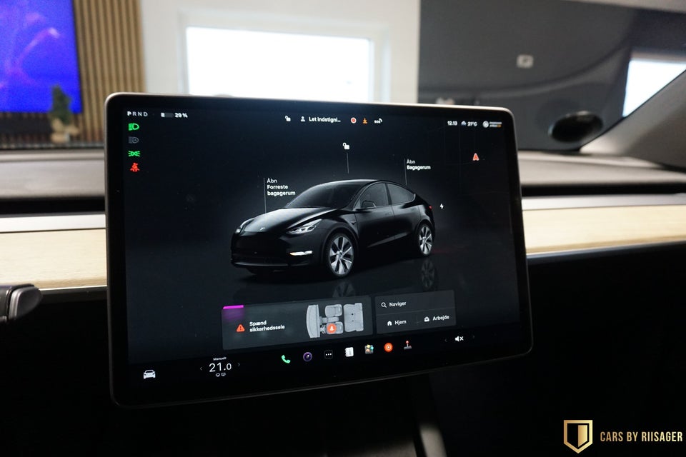 Tesla Model Y RWD 5d