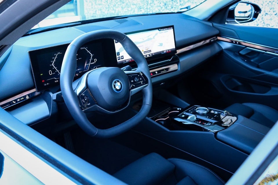 BMW i5 eDrive40 Sport Line 4d