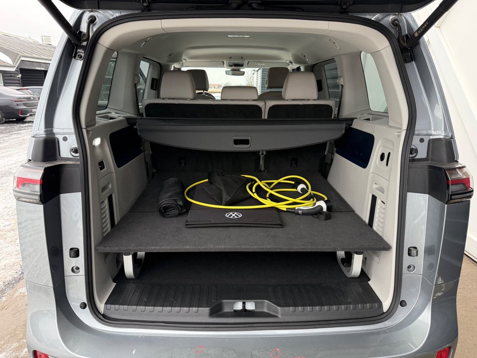 VW ID.Buzz 77 Style 75 Years Edition SWB 5d