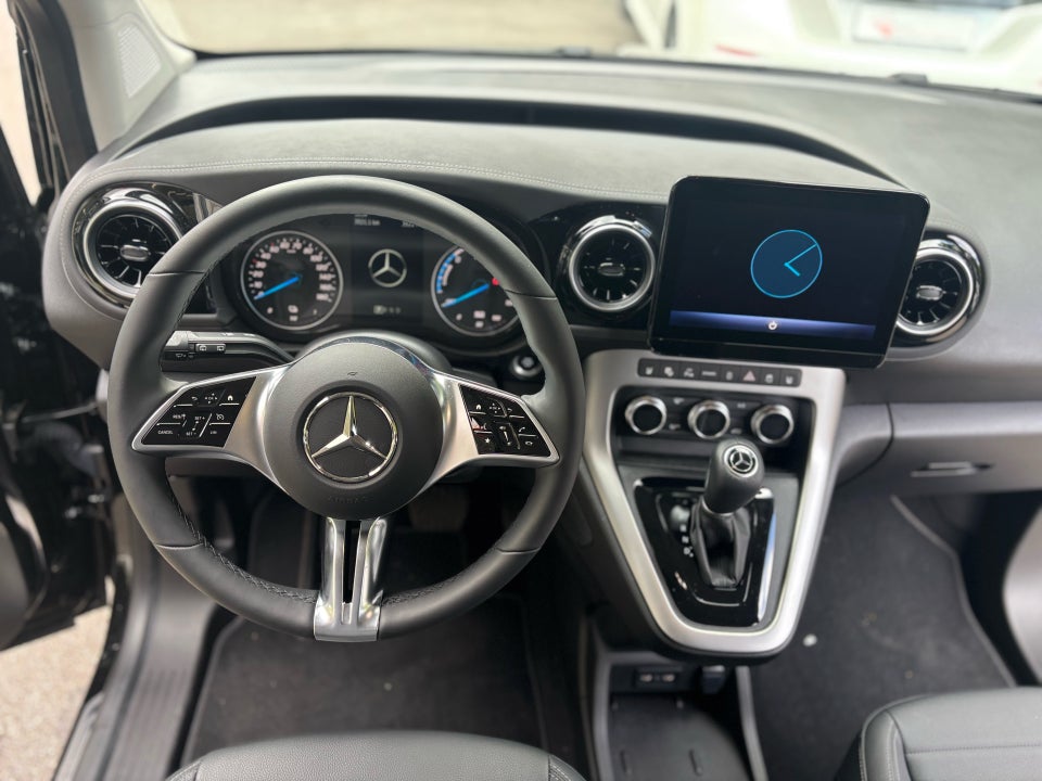 Mercedes EQT200 L1 5d