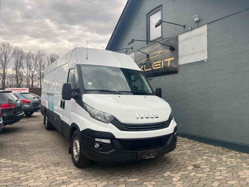 Iveco Daily 2,3 35S16 16m³ Van AG8