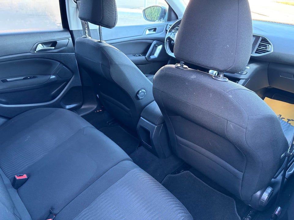 Peugeot 308 1,6 BlueHDi 120 Active SW 5d