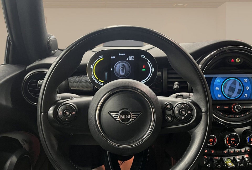 MINI Cooper SE Experience 3d
