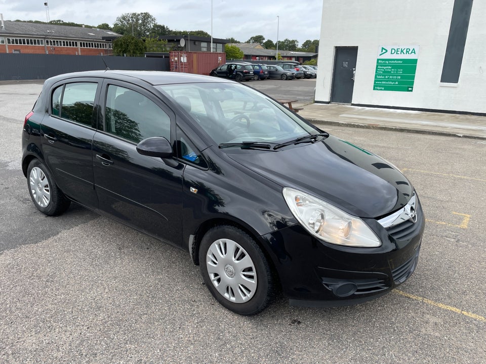 Opel Corsa 1,4 16V Enjoy 5d