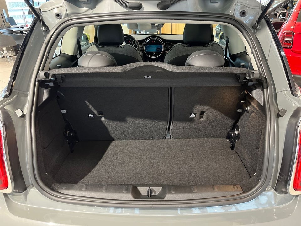 MINI Cooper SE Camden Edition 3d