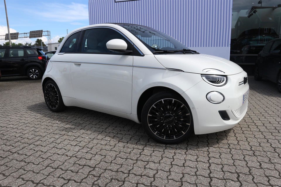 Fiat 500e la Prima Cabrio 2d