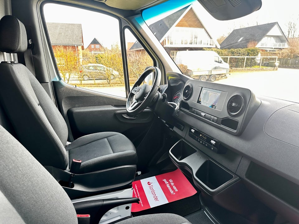 Mercedes Sprinter 317 2,0 CDi A2 Kassevogn aut. RWD