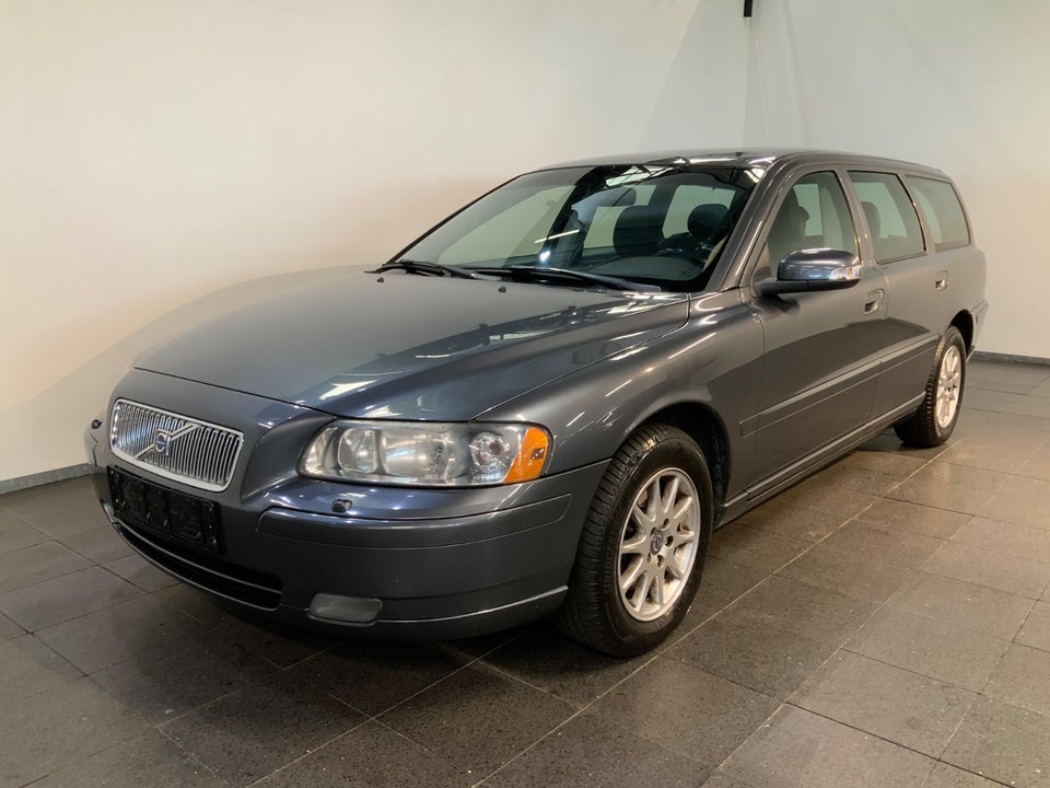 Volvo V70 2,4 140 Classic 5d