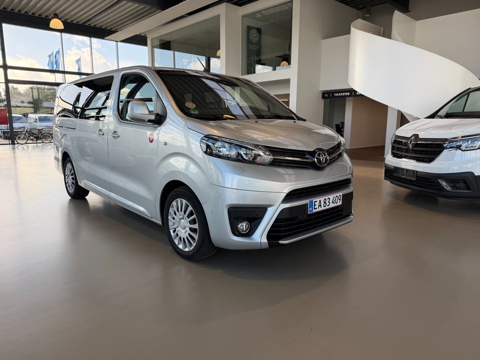 Toyota ProAce Verso 2,0 D 150 Long Family 4d