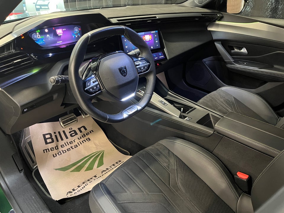 Peugeot e-308 54 GT 5d