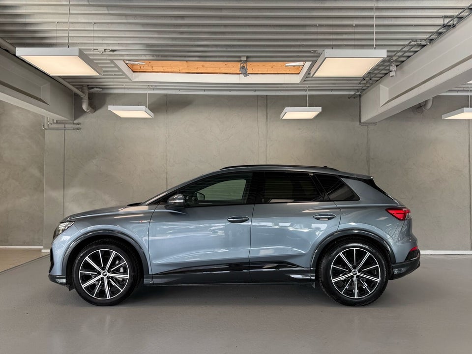Audi Q4 e-tron 45 S-line 5d