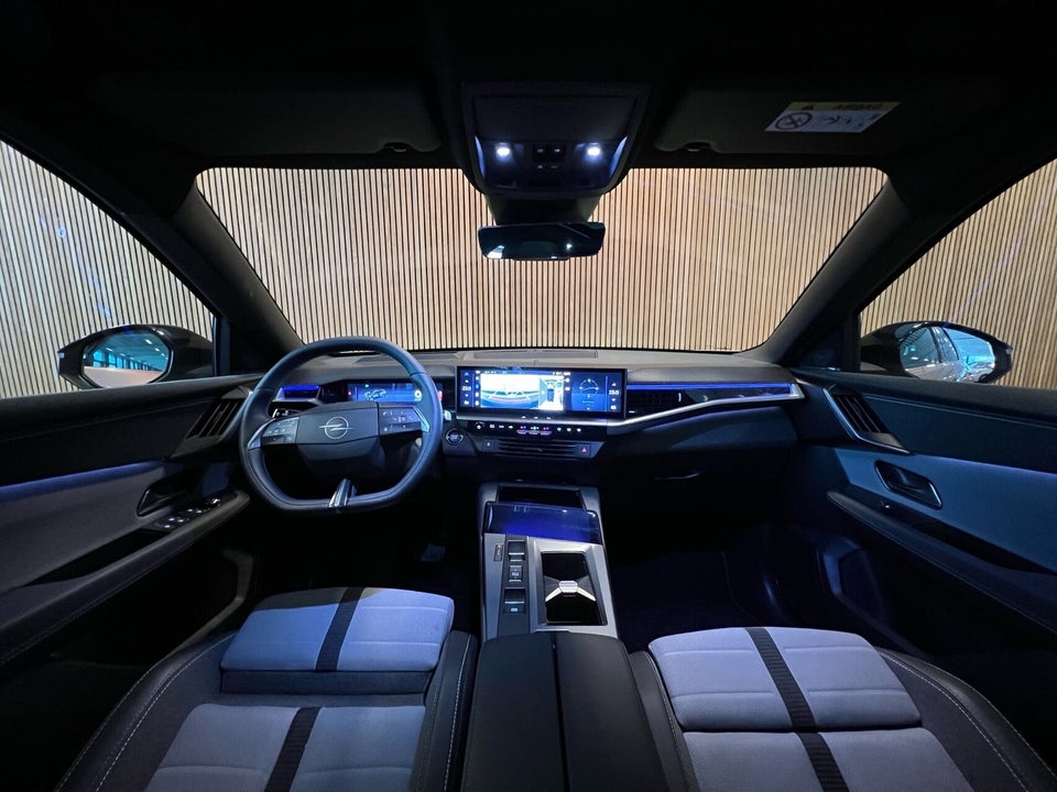 Opel Grandland-e 82 GS 5d