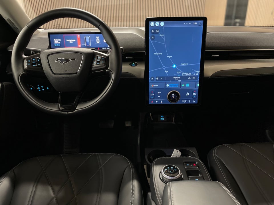 Ford Mustang Mach-E 75 Standard Range 5d