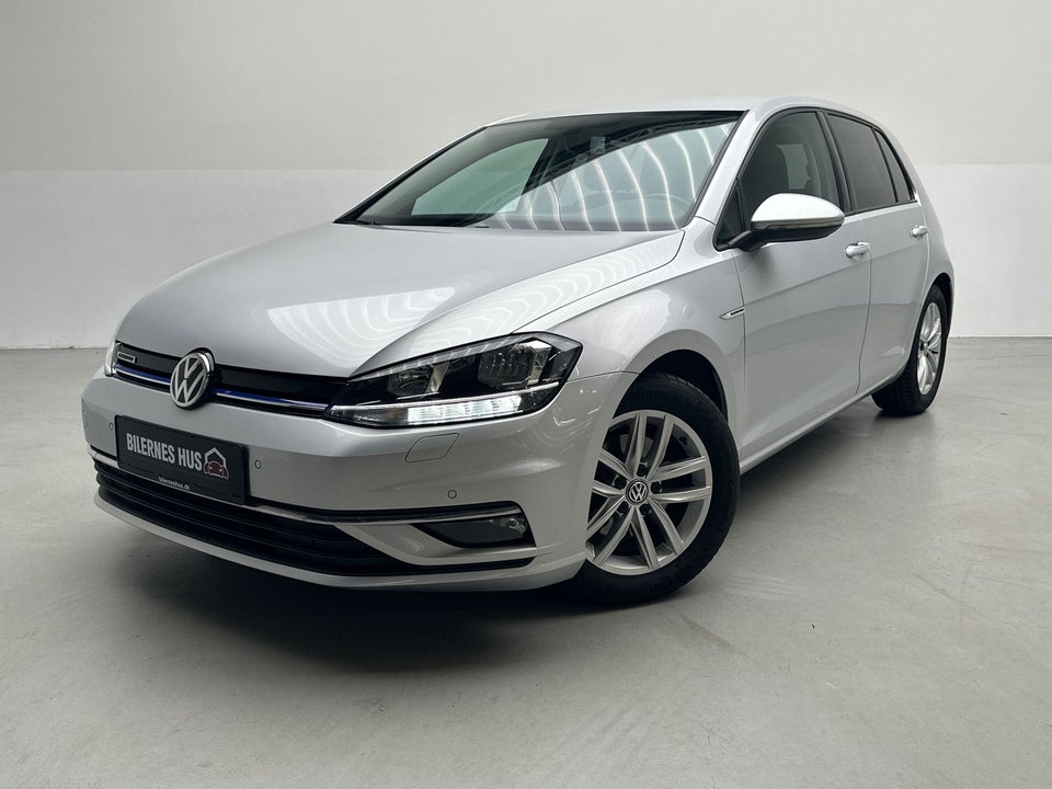 VW Golf VII 1,5 TSi 130 Comfortline DSG 5d