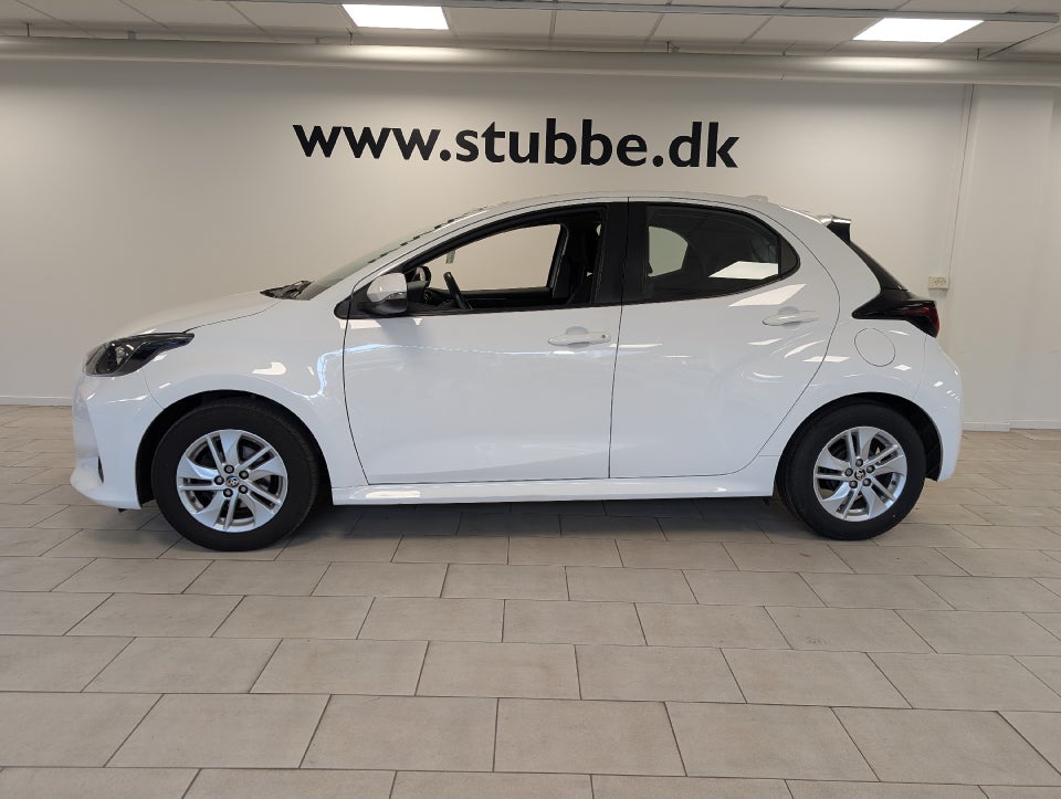 Toyota Yaris 1,5 Active 5d