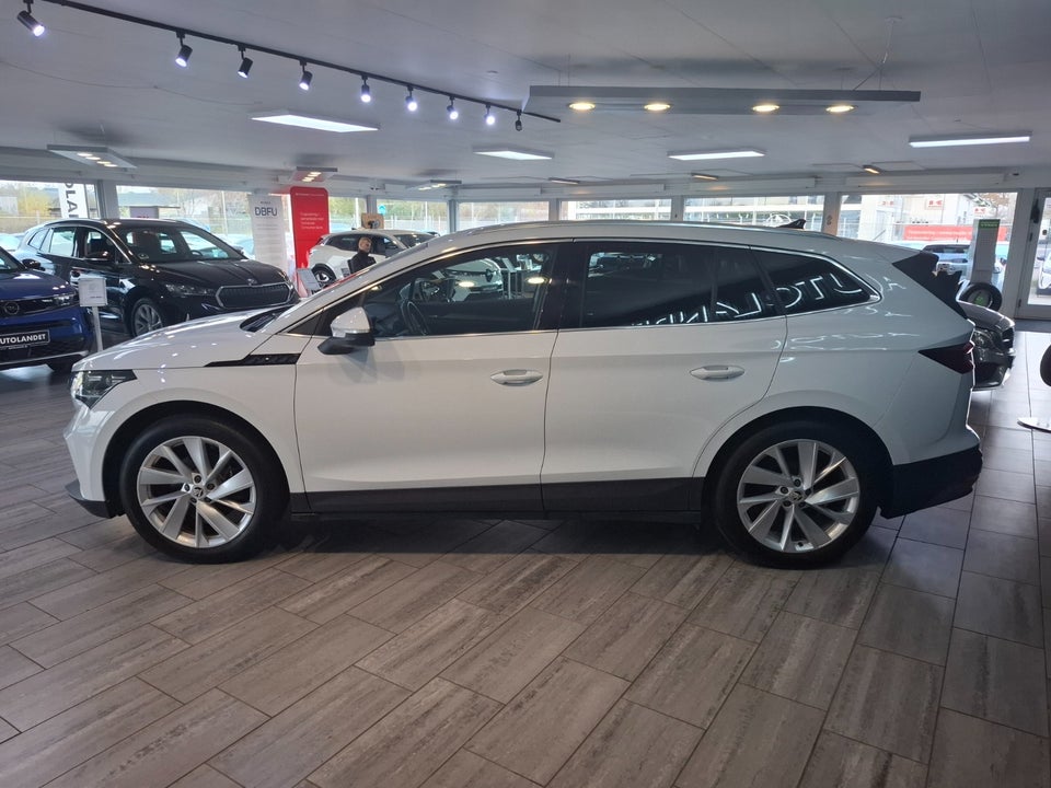 Skoda Enyaq 60 iV Loft 5d