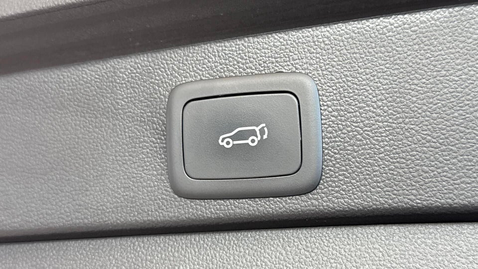 MG Marvel R Performance 5d