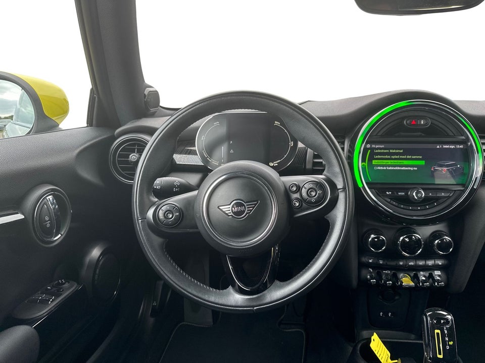 MINI Cooper SE Maximise 3d