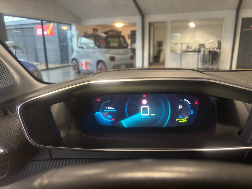 Peugeot e-208 50 Allure 5d