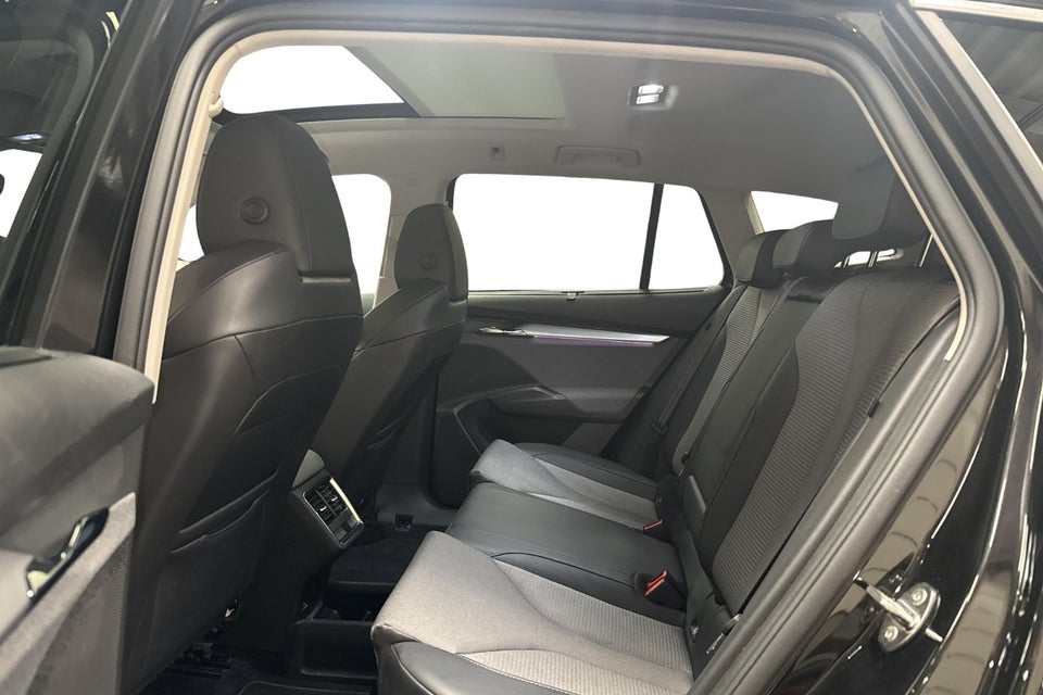 Skoda Enyaq 80 iV Plus 5d