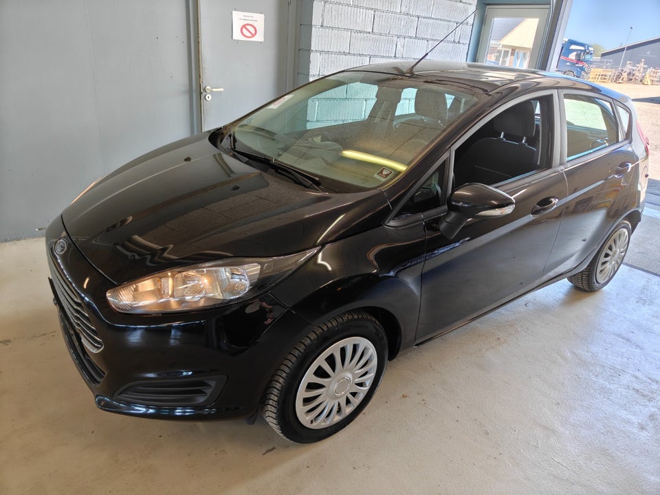 Ford Fiesta 1,0 65 Titanium 5d