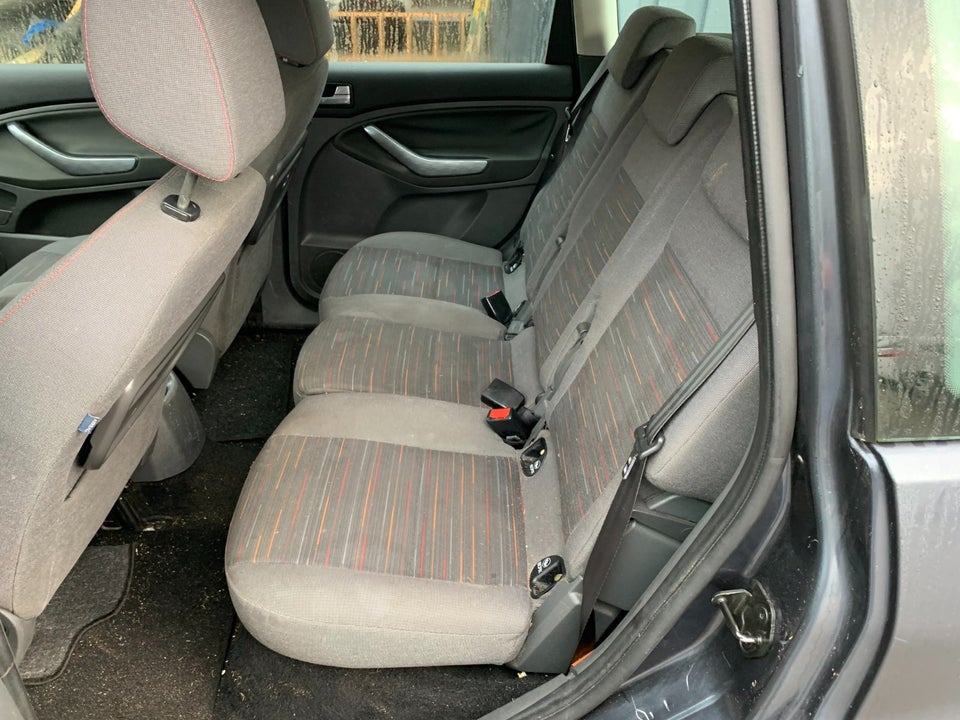 Ford C-MAX 1,6 Ambiente 5d