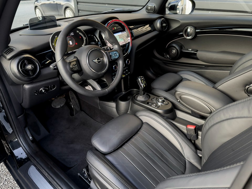 MINI Cooper SE Classic 3d