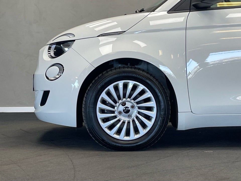 Fiat 500e 42 Icon Cabrio 2d