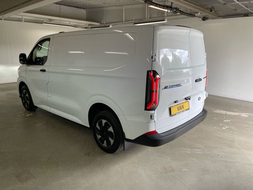 Ford E-Transit Custom 320 L1 64 Trend