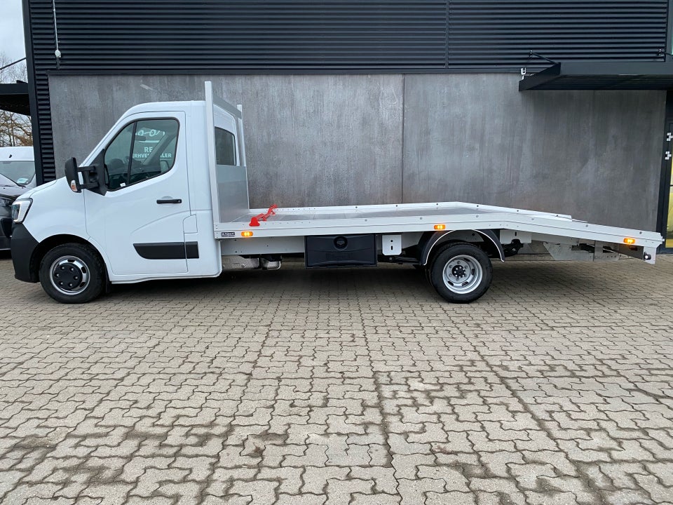 Renault Master IV T35 2,3 dCi 165 L4 Chassis RWD