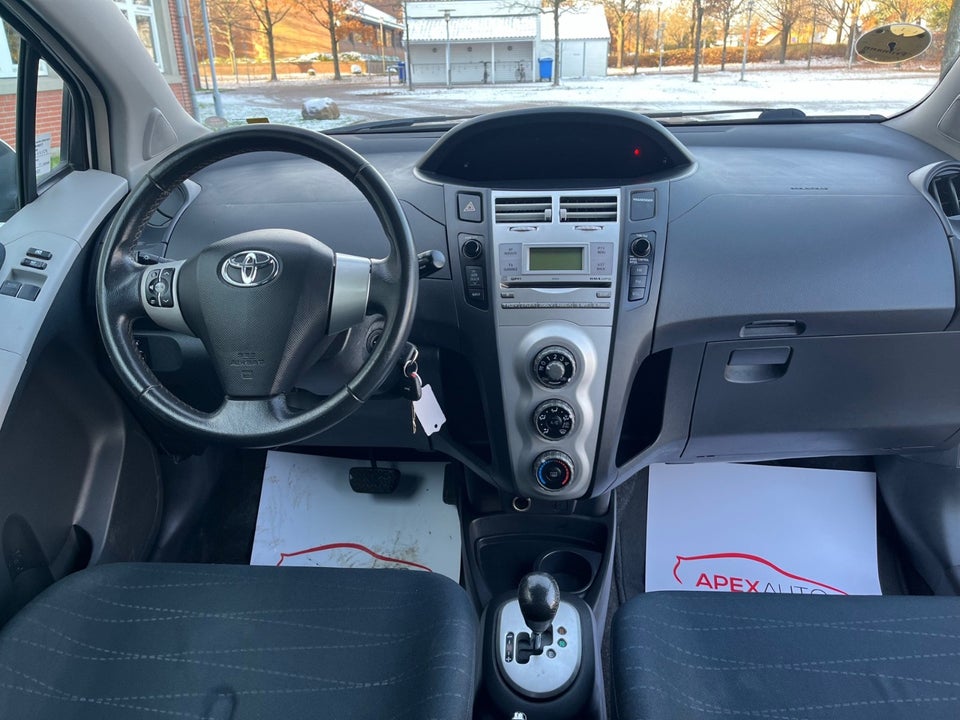 Toyota Yaris 1,3 Luna M/M 3d