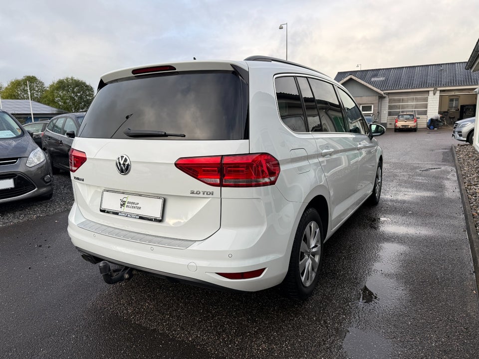 VW Touran 2,0 TDi 150 Comfortline DSG Van 5d