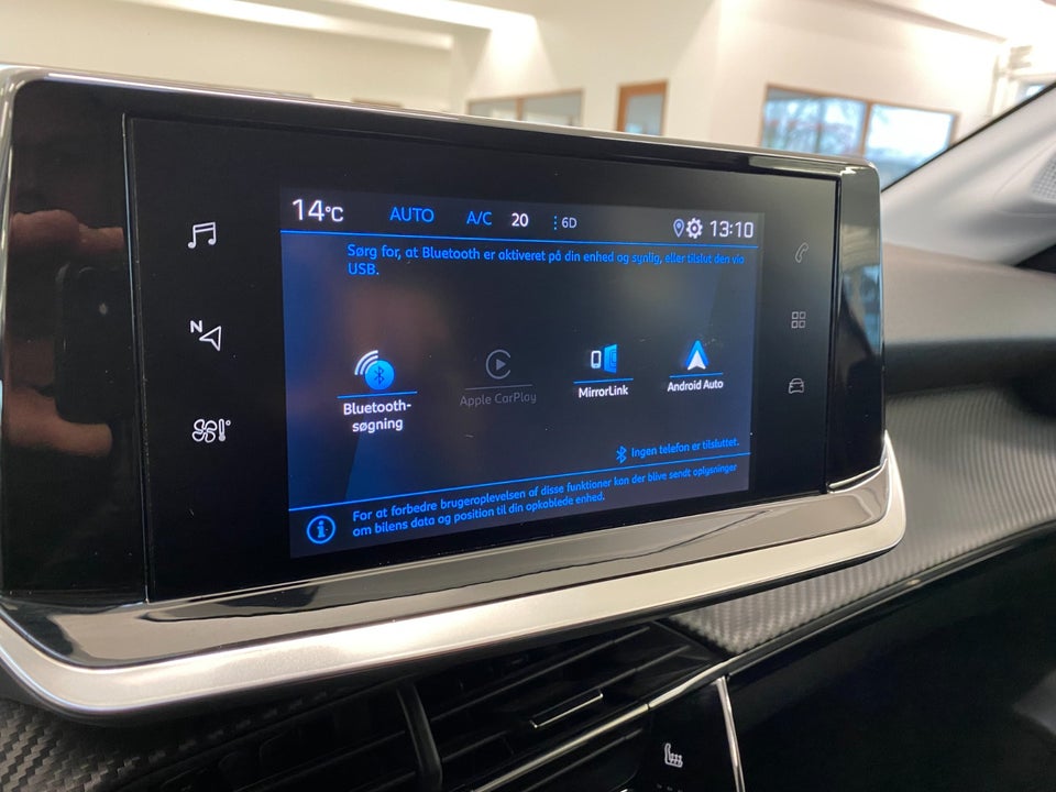 Peugeot 208 1,2 PureTech 100 Platin Pack 5d