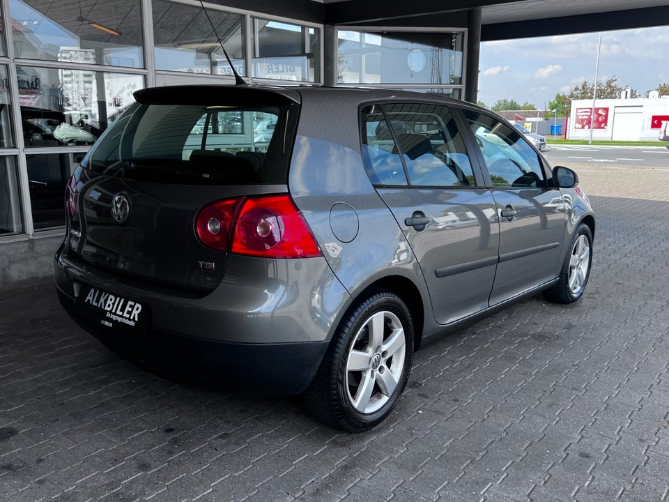 VW Golf V 1,4 TSi 140 Comfortline 5d