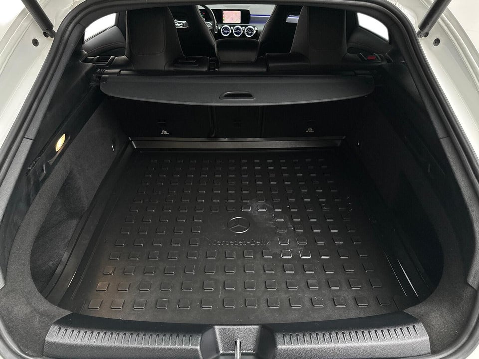 Mercedes CLA250 e 1,3 AMG Line Shooting Brake aut. 5d