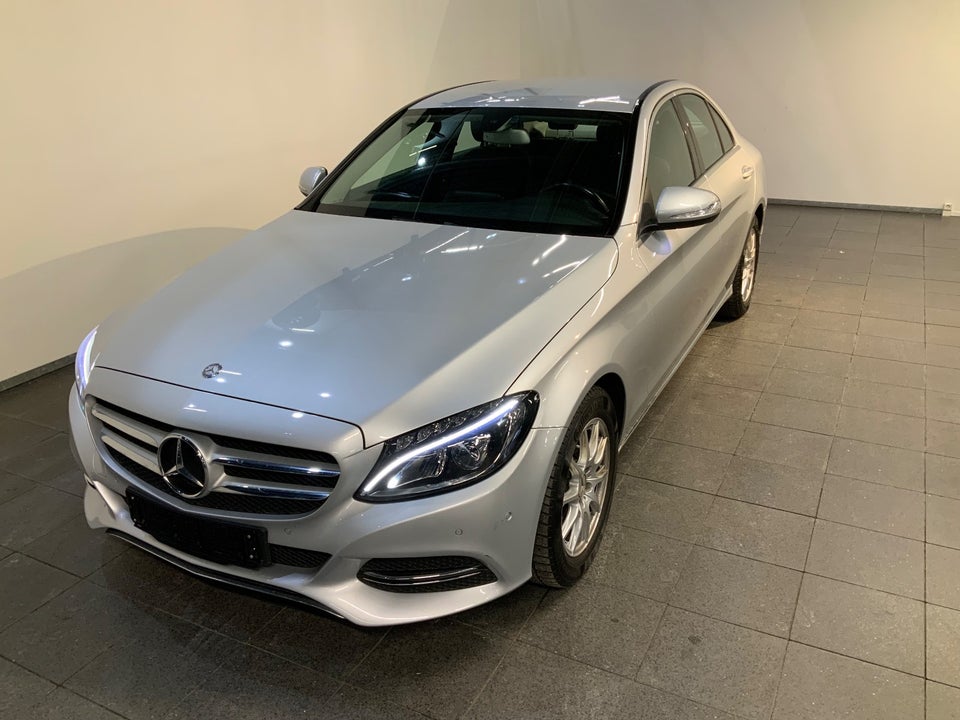 Mercedes C200 2,0 Avantgarde aut. 4d