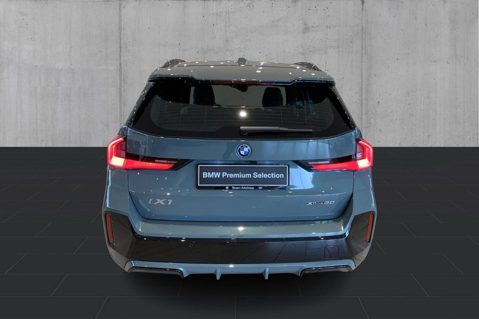 BMW iX1 xDrive30 M-Sport 5d