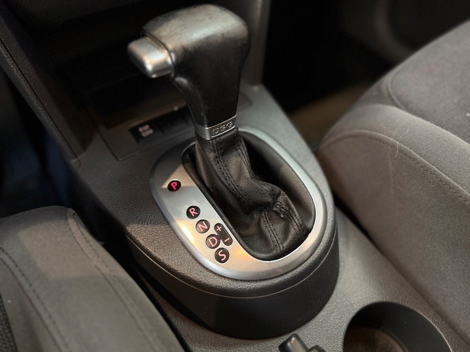 VW Touran 2,0 TDi 136 Trendline DSG Van 5d