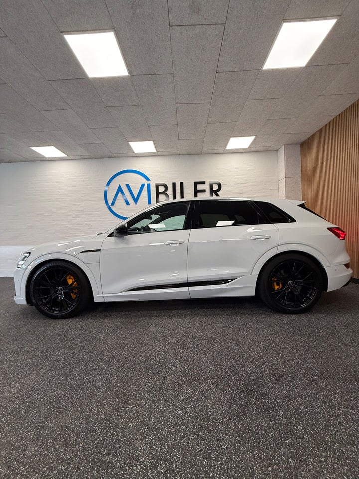 Audi e-tron 55 Black Edition S-line quattro 5d