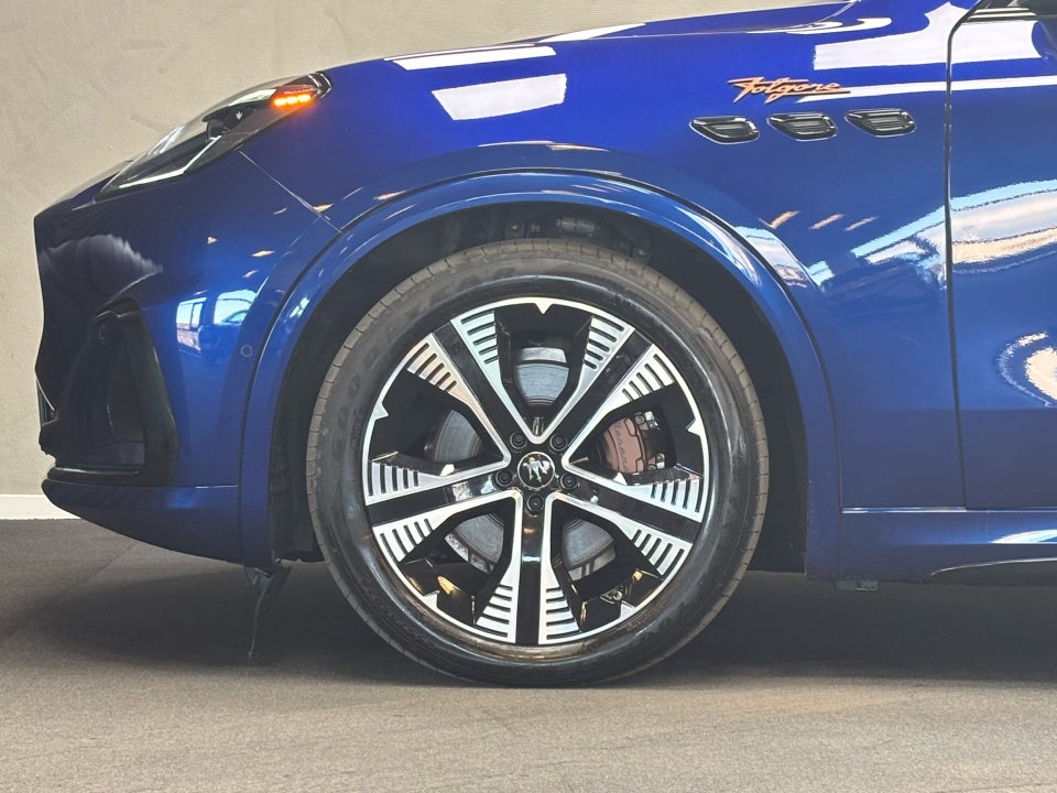 Maserati Grecale Folgore 5d