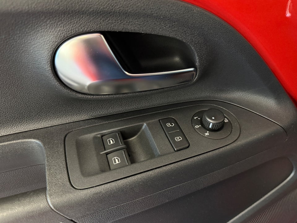 VW Up! 1,0 TSi 90 High Up! BMT 5d