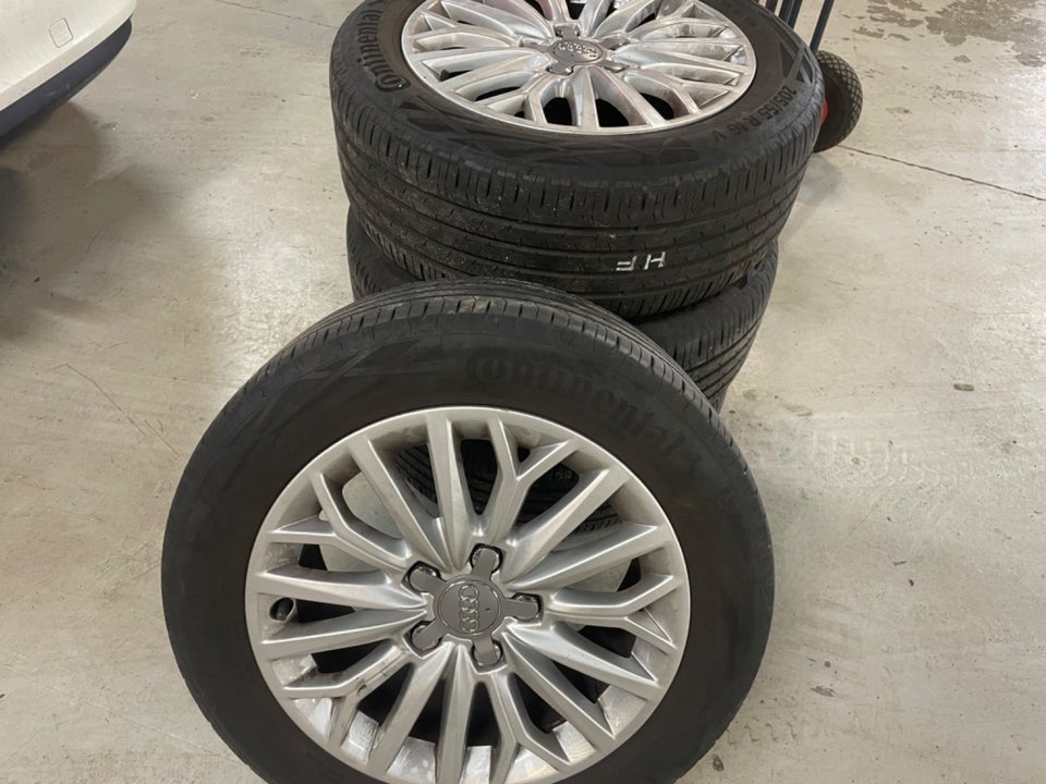 Audi A3 1,6 TDi 110 Attraction Sportback 5d