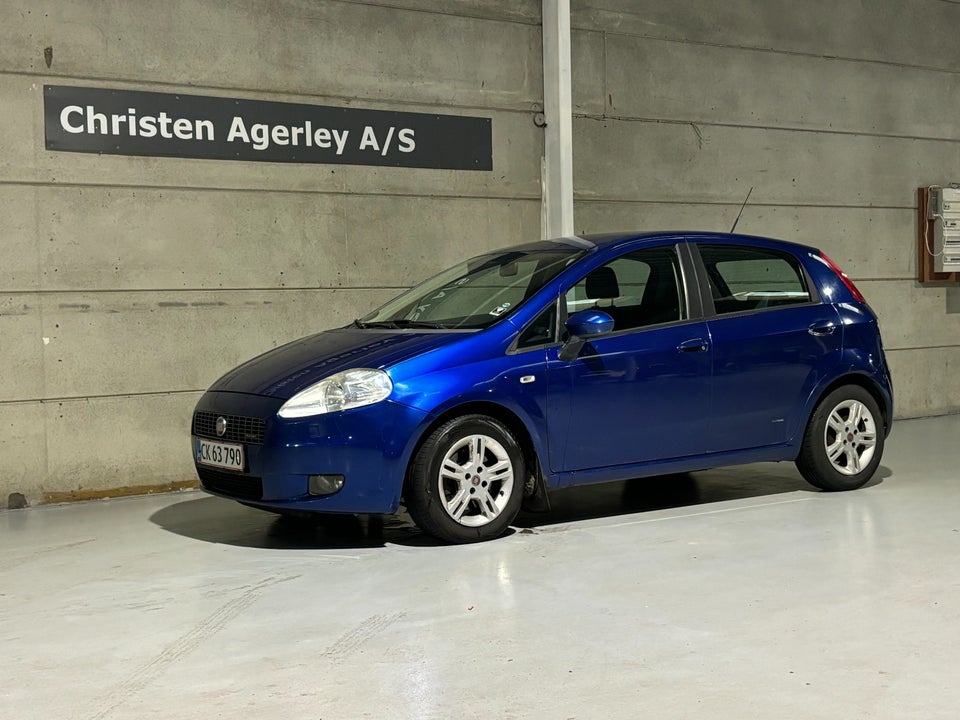 Fiat Grande Punto 1,3 JTD 75 Dynamic 5d