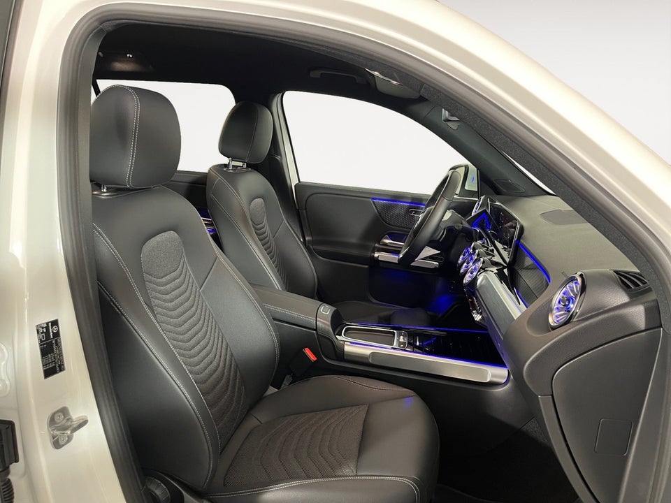 Mercedes EQB250+ Progressive 5d